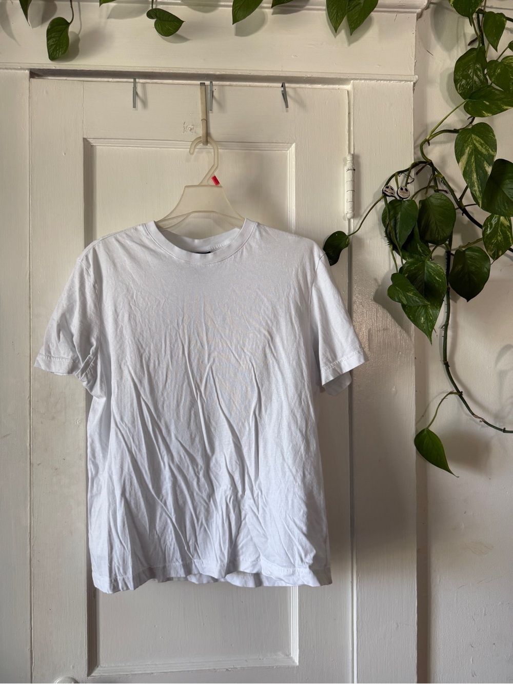 H&M size S regular standard Classic White Crewneck T-Shirt - Men